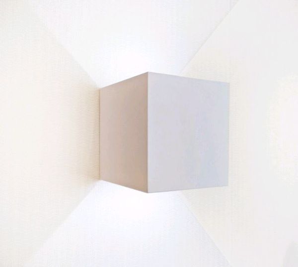 Kink Light 08585,01(3000K) Светильник Куб белый w10x10 h10 Led 6w (3000K) IP65