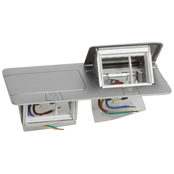 Купить Legrand Алюминий Блок выдвижной 8(2х4) модуля 054013