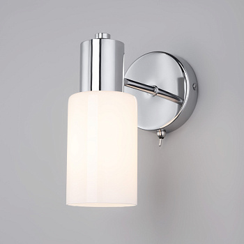 Eurosvet Настенный светильник со стеклянным плафоном 70160/1 хром a057108