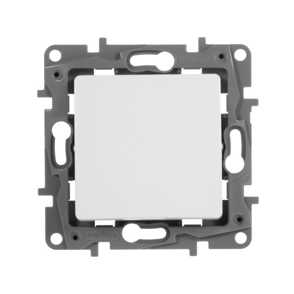 Купить Legrand Etika Белый Переключатель 10А, Винтовые клеммы 672205