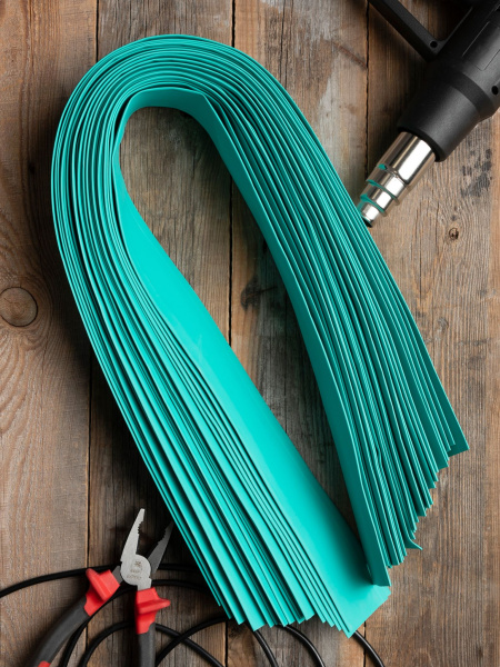 Купить EKF PROxima Термоусаживаемая трубка ТУТ нг 30/15 зеленая в отрезках по 1м