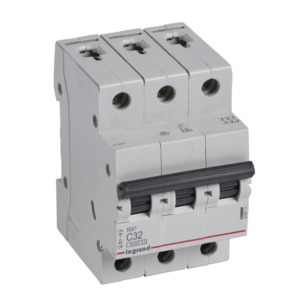 Legrand RX3 Автоматический выключатель 3P 32А (C) 4,5kA 419711