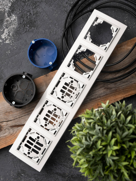 Купить EKF Basic Минск Белый Рамка 5-ая горизонтальная