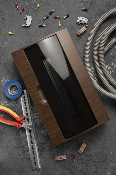 Купить EKF PROxima Щит распределительный навесной ЩРН-П-18 темное дерево IP41