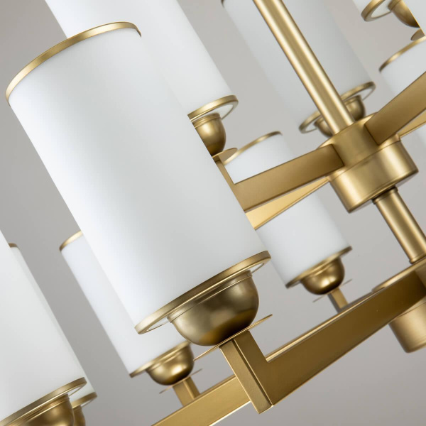 Купить Favourite 2621-15P подвесная люстра Каркас цвета латунь, плафоны из белого матового стекла