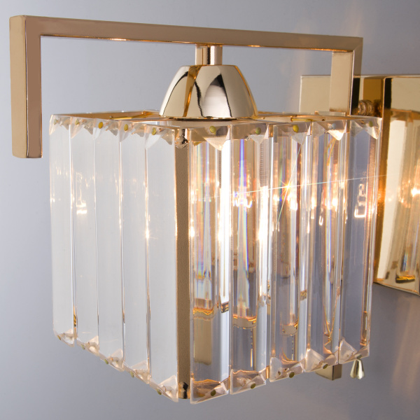 Купить Eurosvet 10126/1 Светильник настенный золото/прозрачный хрусталь Strotskis a055328