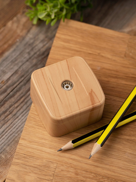 Купить EKF Basic Минск Светлое дерево Розетка TV, 75Ом, 5-862МГц, ОП