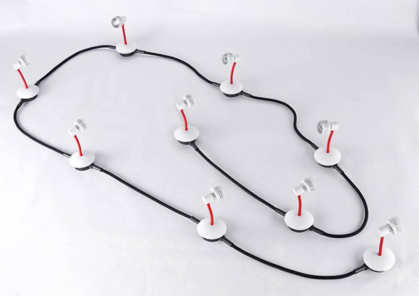 Lussole LOFT Металл/флекс Белый / красный Металл Светильник настенно-потолочный GU10 5,5W GRLSP-9818-09 Lussole LOFT Металл/флекс Белый / красный Металл Светильник настенно-потолочный GU10 5,5W GRLSP-9818-09