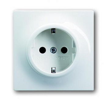 ABB BJE Impuls Бел Розетка с/з с защитными шторками 2CKA002013A4953