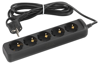 ЭРА Удлинитель электрический UX-5e-3m-B с заземлением 5 розеток 3 м ПВС 3х0,75мм2 10А черный