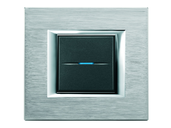 Купить BT Axolute Хром Рамка 2 мод прямоугольная HA4802CR