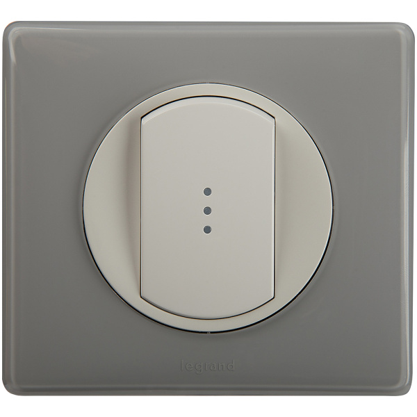 Купить Legrand Celiane Бел Клавиша 1-ая с подсветкой 068003