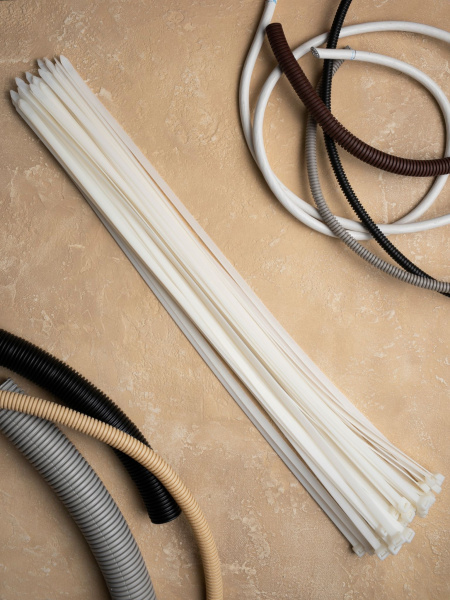 Купить EKF PROxima Хомут P6.6 стандартный (б), 12.4x650 (100шт) FlexLock