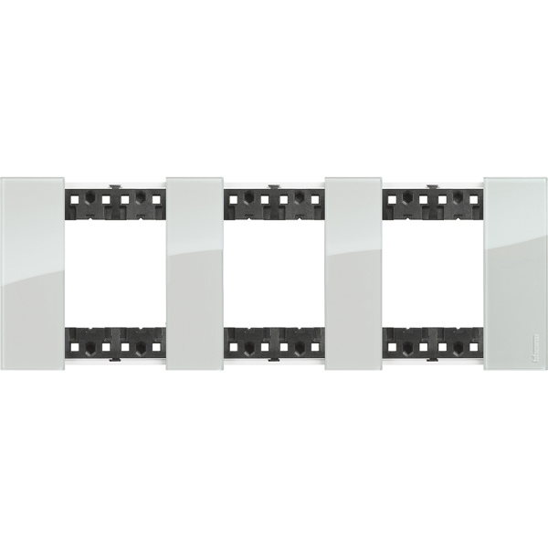 BT Living now Небо Рамка немецкий стандарт 3 поста (2+2+2 мод) KA4802M3DA