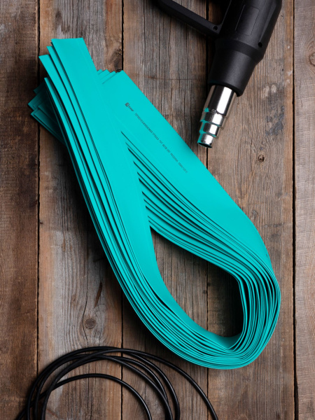 Купить EKF PROxima Термоусаживаемая трубка ТУТ нг 40/20 зеленая в отрезках по 1м