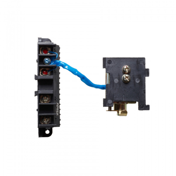 DEKraft Расцепитель мин напряжения 400В РМ-334 21667DEK