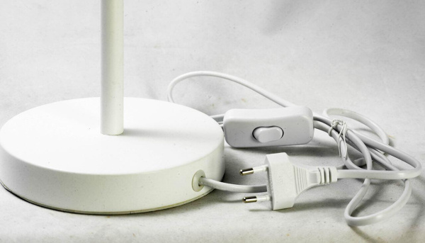 Купить Lussole LGO Металл Белый /  Ткань Светильник настольный E27 40W LSP-0541