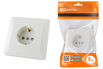 TDM Розетка 2П+З с защ. шт. 16А 250В белая "Ильмень" SQ1823-0014