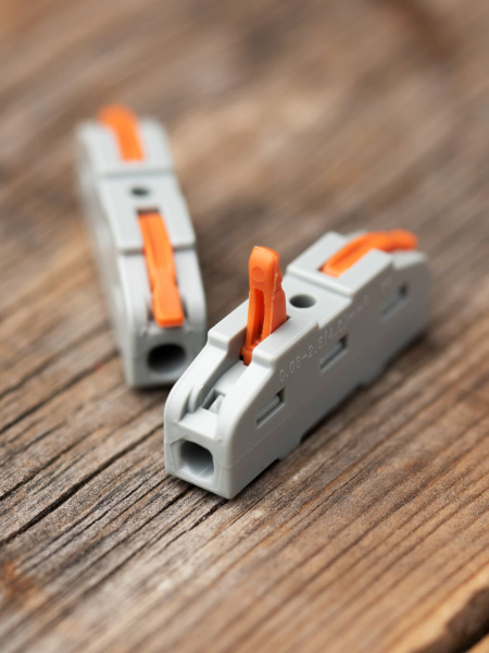 Купить EKF PROxima Строительно-монтажная клемма СМК 222-421 проходная 1 полюс 0,08-4мм2 (25шт.)