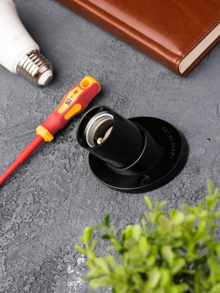 Купить EKF PROxima Патрон карболитовый наст. Е27 черн. наклонный без наклейки LHC-E27-wi