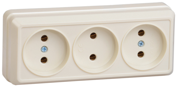 IEK OKTAVA РС23-2-ОК Розетка 3местн. без з/к 10А откр.уст. (кремовый)