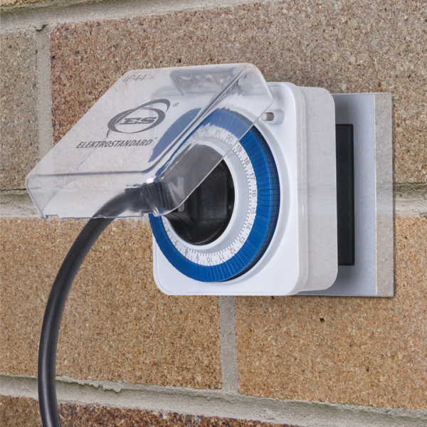 Elektrostandard TMH-M-2 16A x1 IP44 / Розетка-таймер электронная Белый a026135