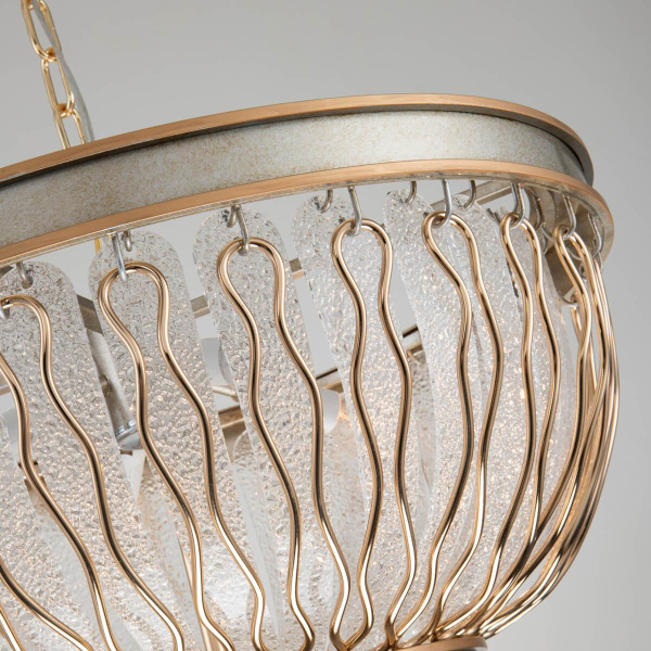 Купить Favourite Classic подвесная люстра каркас цвета французского серебра с золотой окантовкой, декоративные элементы из металла золотого цвета, подвески и 2696-5P