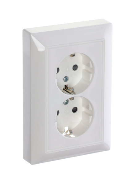 Купить ABB BJB Basic 55 Бел Розетка 2-ая с/з моноблок, с защитными шторками 2CKA002021A0378