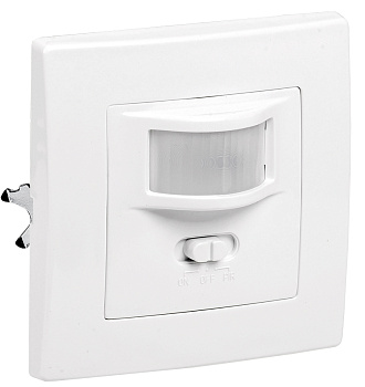 IEK Датчик движения ДД 030 белый 500Вт 160гр 9м IP20