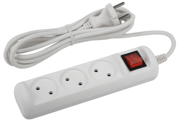 ЭРА Удлинитель электрический U-3s-1,5m-2x1 без заземления c выключателем 3 розетки 1,5м ПВС 2x1мм2 10А