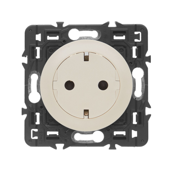 Купить Legrand Celiane2 Бежевый Розетка с плоской лицевой панелью с/з, безвинтовой зажим (накладка+механизм) 067169