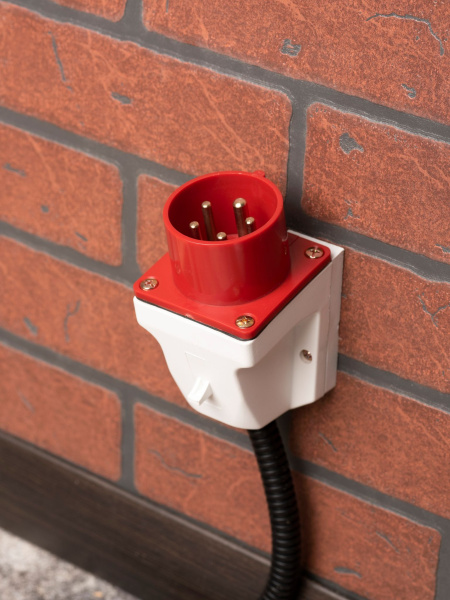 Купить EKF PROxima Вилка стационарная 515 3Р+РЕ+N 16А 380В IP44