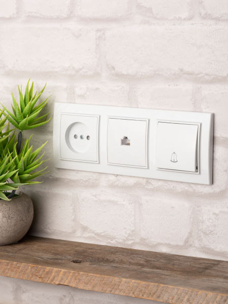 Купить EKF Basic Минск Белый Рамка 3-ая горизонтальная