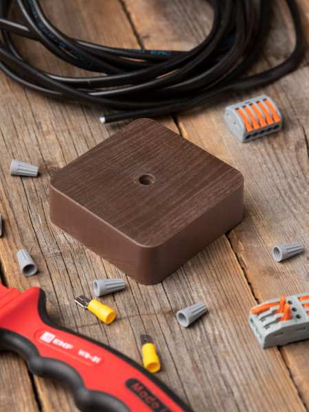 Купить EKF PROxima Коробка разветвительная KMP-030-030 (75х75х26) тёмное дерево