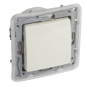 Legrand Etika Слоновая кость Переключатель 1-клавишный IP44,  автоматические клеммы, 10AX, 250 В 672300