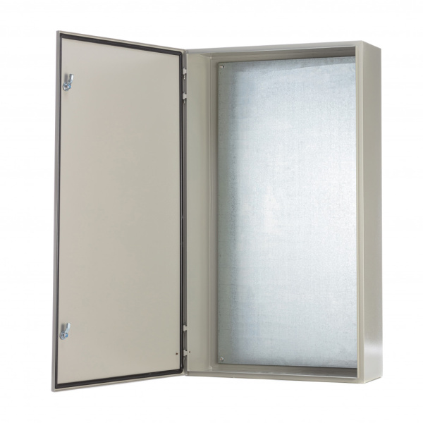 Dekraft Корпус металлический навесной с монтажной панелью 1320х750х300 IP54 ЩРНМ-7