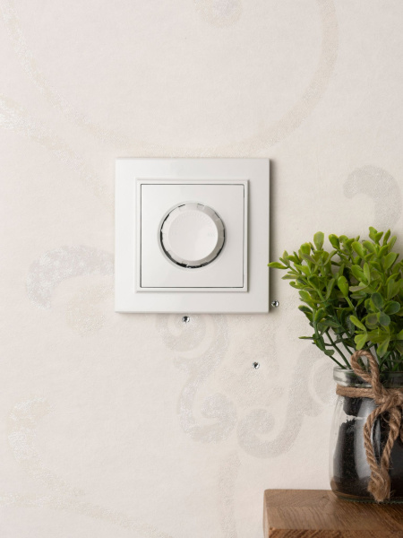 Купить EKF Basic Минск Белый Светорегулятор, 600W, 220В, СП