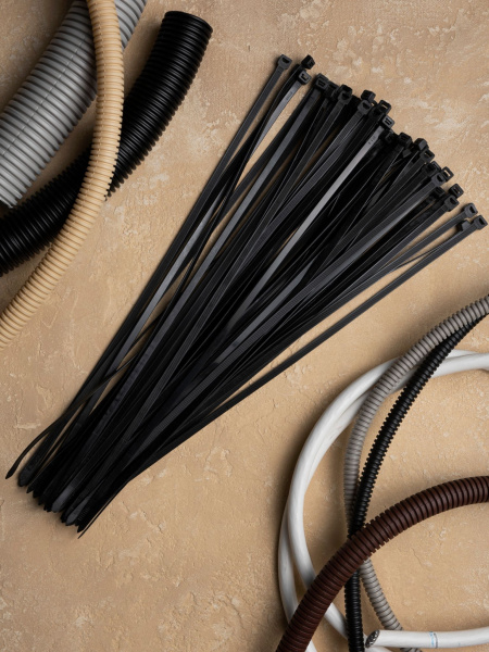 Купить EKF Basic Хомут нейлоновый черный (7,2х500) (100шт.)