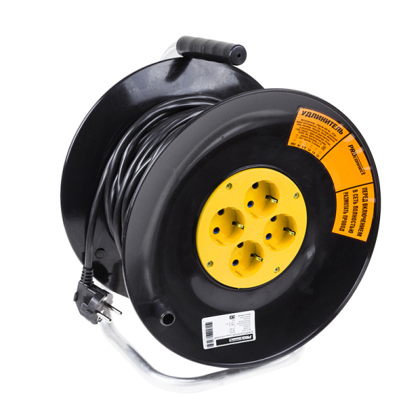 PROconnect Удлинитель силовой на катушке 4 гнезда с/з 30 м 3х1 мм² STANDART 11-7605