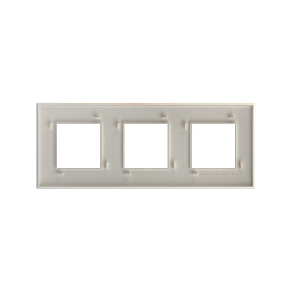 Купить DKC Рамка "Avanti", "Белый жемчуг", 3 поста (6 мод.)