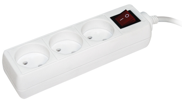 IEK Удлинитель У3К-выкл. 3 места 2Р/5метров 2х0.75мм2 10А/250