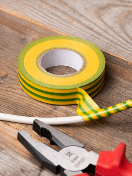 Купить EKF Basic Изолента класс А (0,18х19мм) (20м.) желто-зеленая