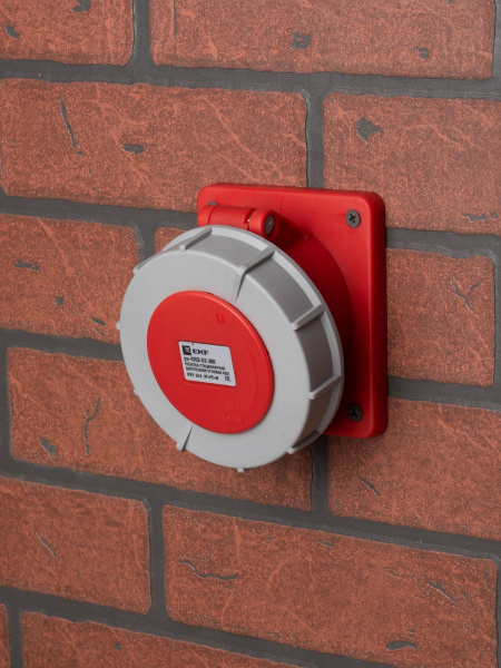 Купить EKF PROxima Розетка стационарная внутренняя угловая 4352 3Р+РЕ+N 63А 380В IP67