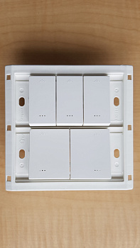 Anam Legrand e-Fren Выключатель 5-кл. с ПОДСВЕТКОЙ, обыкновенный, белый 853013