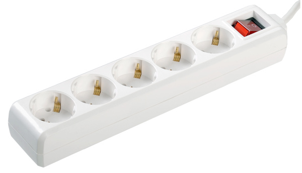 IEK Удлинитель У05К-выкл. 5 мест 2Р+PЕ/5метров 3х1мм2 16А/250В