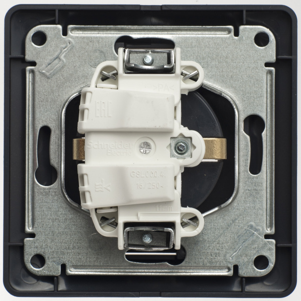 Купить Systeme Electric Glossa Шоколад Розетка с/з со шторками, 16А (в сборе)