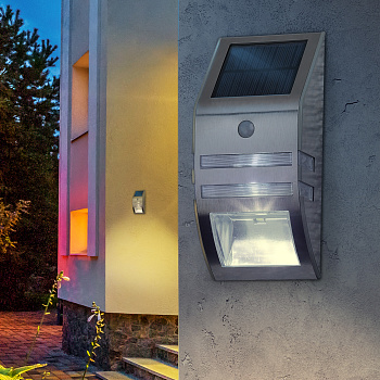 ЭРА ERFS012-26 Фасадный светильник Хром, на солнечной батарее, 3LED, 50lm