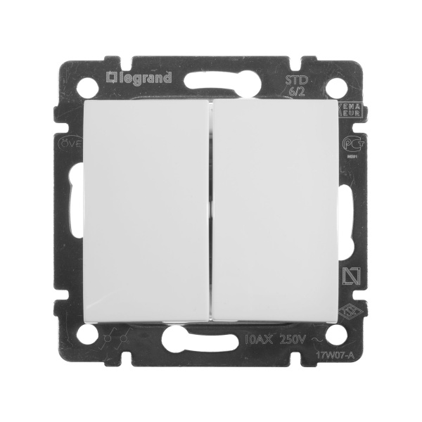 Купить Legrand Valena Бел Переключатель 2-х клавишный 774408