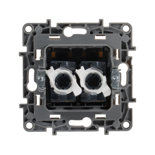 Купить Legrand Etika Слоновая кость Розетка компьютерная 2-ая RJ45, категория 5е UTP 672355