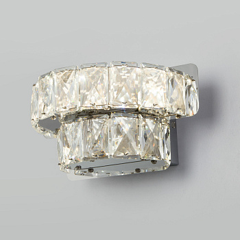 Eurosvet Светодиодный настенный светильник с хрусталем 90059/2 хром 00000083326